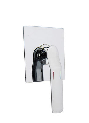 Eenvoudige hefboom verborgen in de muur bad of douche mixer badkamer chroom messing kraan OEM